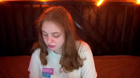 snowwhite_bella online show from 10-23-25, 01:10