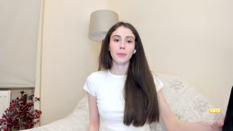 Snapshot of snowww_white chatting on 01-25-25, 12:06 Ann online show from 01-25-25, 12:06