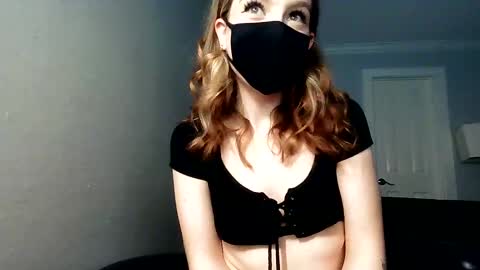 snuggle_b0t online show from 03-04-25, 06:58