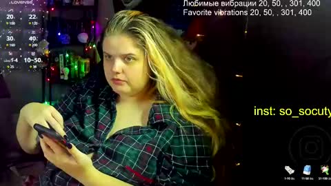 Snapshot of so_cute777 chatting on 02-26-25, 11:15 so cute777 online show from 02-26-25, 11:15
