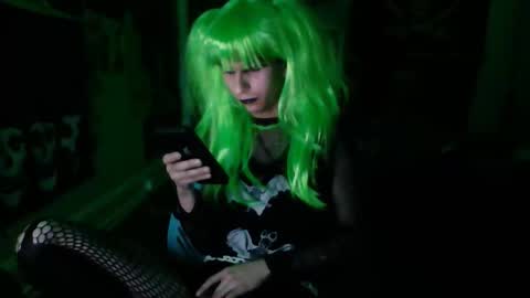 Snapshot of soapcharge chatting on 12-17-25, 02:28 soapcharge online show from 12-17-25, 02:28