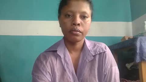 Snapshot of soayh89 chatting on 06-07-26, 10:52 soayh89 online show from 06-07-26, 10:52