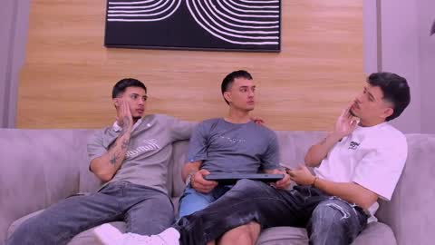 Snapshot of soccer_hot chatting on 05-15-26, 03:30 SOCCER HOT online show from 05-15-26, 03:30