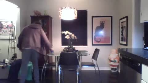 Snapshot of sofaking9 chatting on 01-04-25, 09:43 MicroAngelo online show from 01-04-25, 09:43