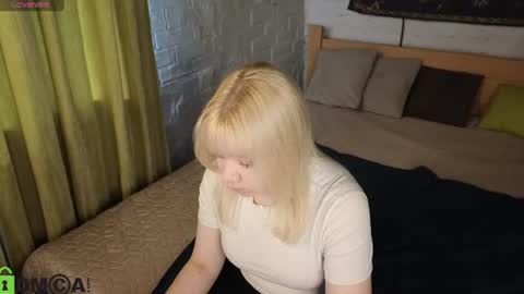 Snapshot of soffa_mitchell chatting on 07-14-26, 02:05 Soffa Mitchell online show from 07-14-26, 02:05