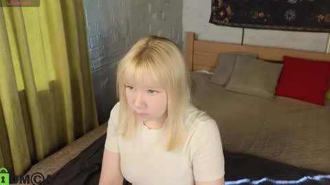 Snapshot of soffa_mitchell chatting on 07-16-26, 01:11 Soffa Mitchell online show from 07-16-26, 01:11