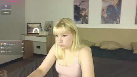 Snapshot of soffa_mitchell chatting on 07-28-26, 01:12 Soffa Mitchell online show from 07-28-26, 01:12