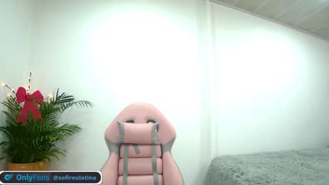 soffi_rousel_ online show from 12-08-24, 09:30