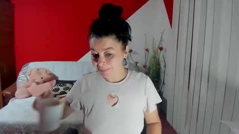 Soffy online show from 09-19-25, 04:14