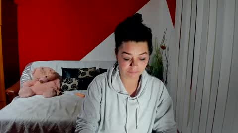 Soffy online show from 09-25-25, 03:32