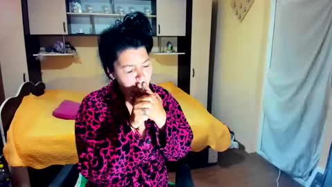 Snapshot of soffy_skye chatting on 06-02-26, 04:58 Soffy online show from 06-02-26, 04:58
