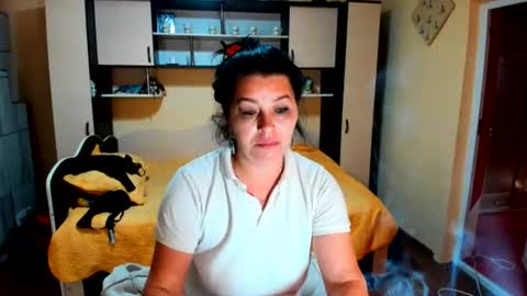Snapshot of soffy_skye chatting on 06-19-26, 05:23 Soffy online show from 06-19-26, 05:23