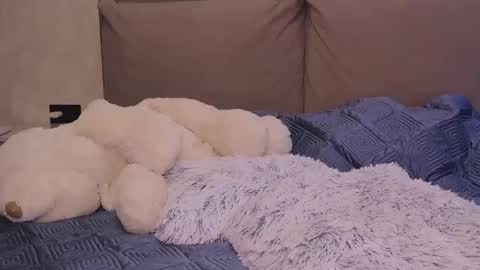 Snapshot of soffyasi chatting on 10-15-25, 07:52 soffyasi online show from 10-15-25, 07:52