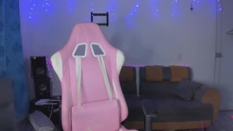 sofia online show from 02-23-26, 06:22