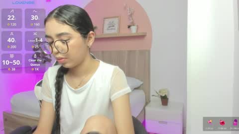 S O F I  online show from 07-08-26, 06:56