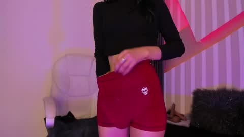 Snapshot of sofi_lassa_ chatting on 05-01-26, 01:32 SOFIA online show from 05-01-26, 01:32