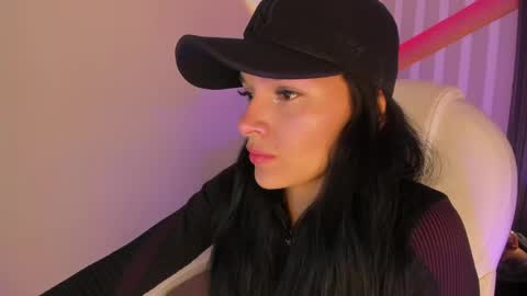 Snapshot of sofi_lassa_ chatting on 05-18-26, 02:07 SOFIA online show from 05-18-26, 02:07