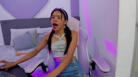 Snapshot of sofi_little2 chatting on 09-16-25, 06:20 Sofia online show from 09-16-25, 06:20