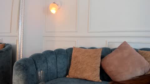 Sofi online show from 12-29-24, 04:08