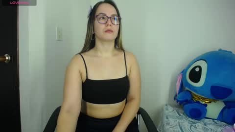  LAURA SOFIA  online show from 05-18-26, 10:32