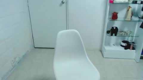 sofia vene  online show from 09-19-25, 12:06