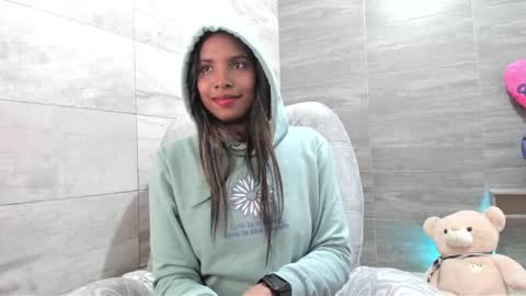 sofia86379 online show from 02-24-25, 01:46