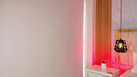 Snapshot of sofia_bgb chatting on 12-16-25, 12:54 Sofia Arteaga online show from 12-16-25, 12:54