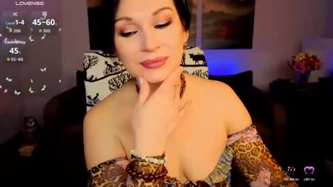 Sofia online show from 05-03-26, 06:41