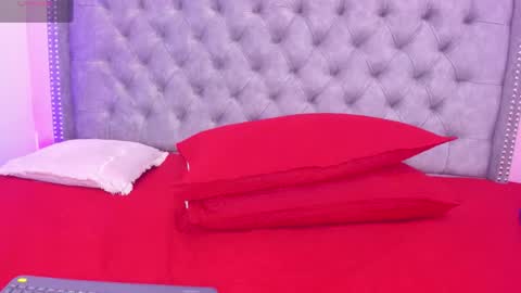 SOFIA online show from 10-28-25, 08:18