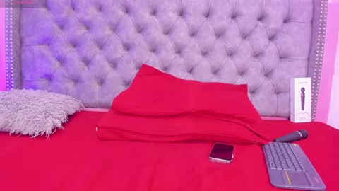 SOFIA online show from 04-22-26, 07:44