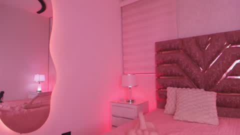 Snapshot of sofia_gomes_ chatting on 05-02-26, 11:59 sofia gomes online show from 05-02-26, 11:59