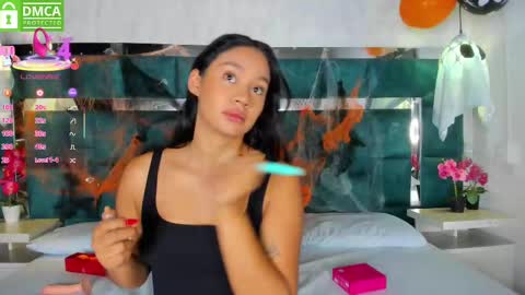 Snapshot of sofia_gomez1_ chatting on 10-25-25, 01:07 Sofia online show from 10-25-25, 01:07