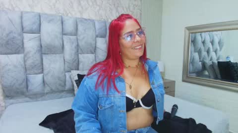 sofia gutierrez   online show from 09-15-25, 02:55