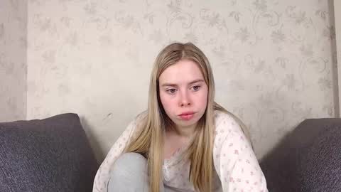 Sofia here online show from 03-23-26, 12:14