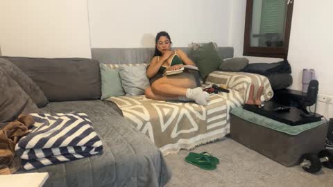 sofia_juicyass online show from 11-04-25, 02:27