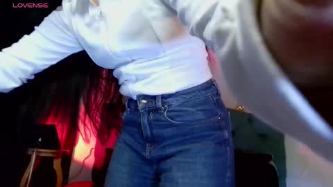 sofia_lara28 online show from 02-14-26, 04:20