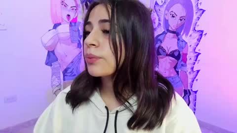 sofia_lara28 online show from 04-24-26, 12:51