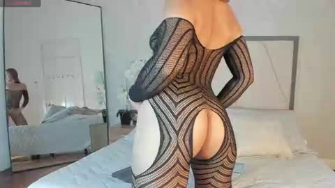 Sofia mar14 online show from 06-10-26, 12:00