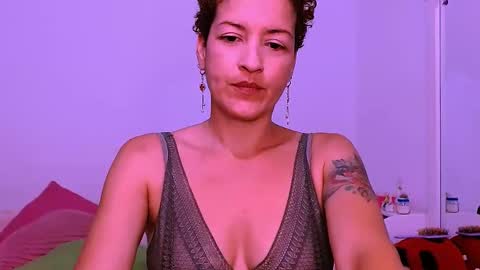 Sofia  online show from 02-12-25, 11:30