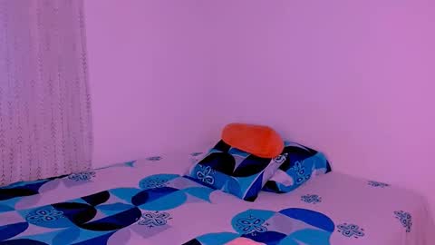 Sofia  online show from 09-09-25, 05:23