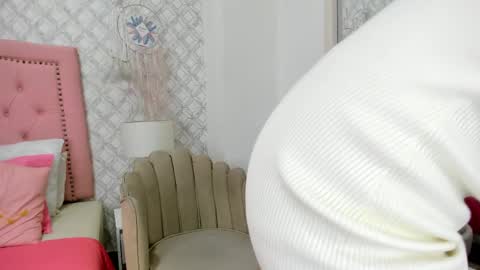 Snapshot of sofia_martinez9 chatting on 05-08-26, 08:03 sofia_martinez9 online show from 05-08-26, 08:03