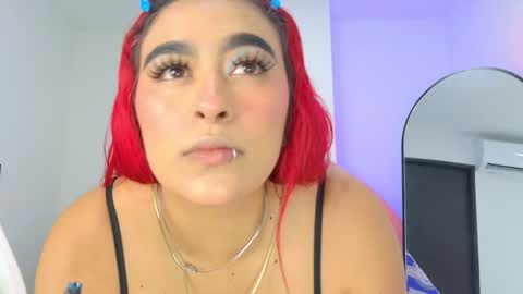 Snapshot of sofia_martinn chatting on 11-21-25, 03:05 Sofia online show from 11-21-25, 03:05