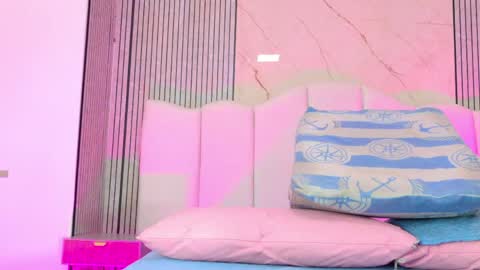 Sofia online show from 04-21-26, 03:02