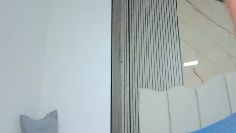 Sofia online show from 04-22-26, 02:58