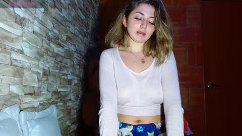 Snapshot of sofia_naughty18 chatting on 12-23-24, 06:44 Sofia Naughty18 online show from 12-23-24, 06:44