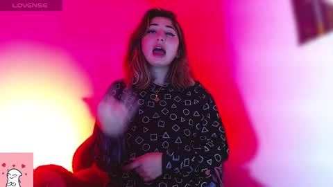 Snapshot of sofia_naughty18 chatting on 02-15-25, 06:33 Sofia Naughty18 online show from 02-15-25, 06:33