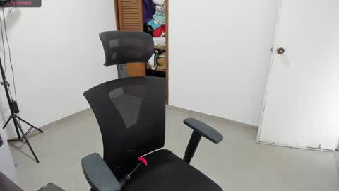 sofia_new online show from 03-10-25, 01:10