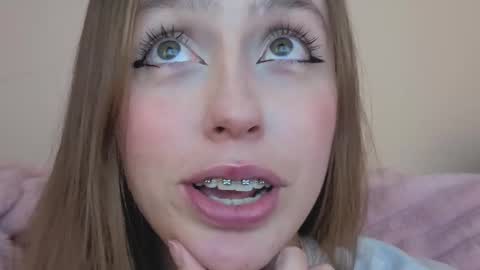     online show from 09-26-25, 03:43