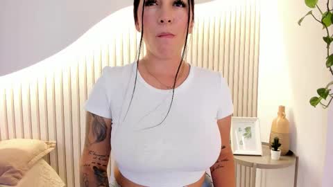 SOFIA online show from 03-19-26, 08:02