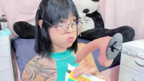 Snapshot of sofia_shadow1 chatting on 02-19-26, 03:13 sofi 3 online show from 02-19-26, 03:13